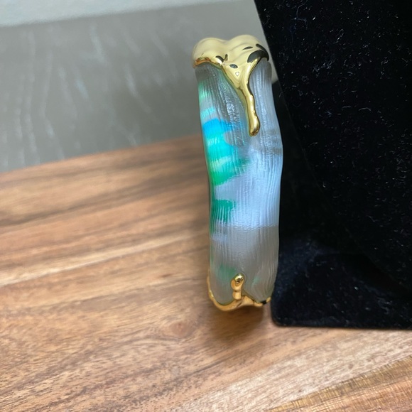 Molten Gold Lucite Alexis Bittar Set - Fluorescent Sky - Picture 7 of 10